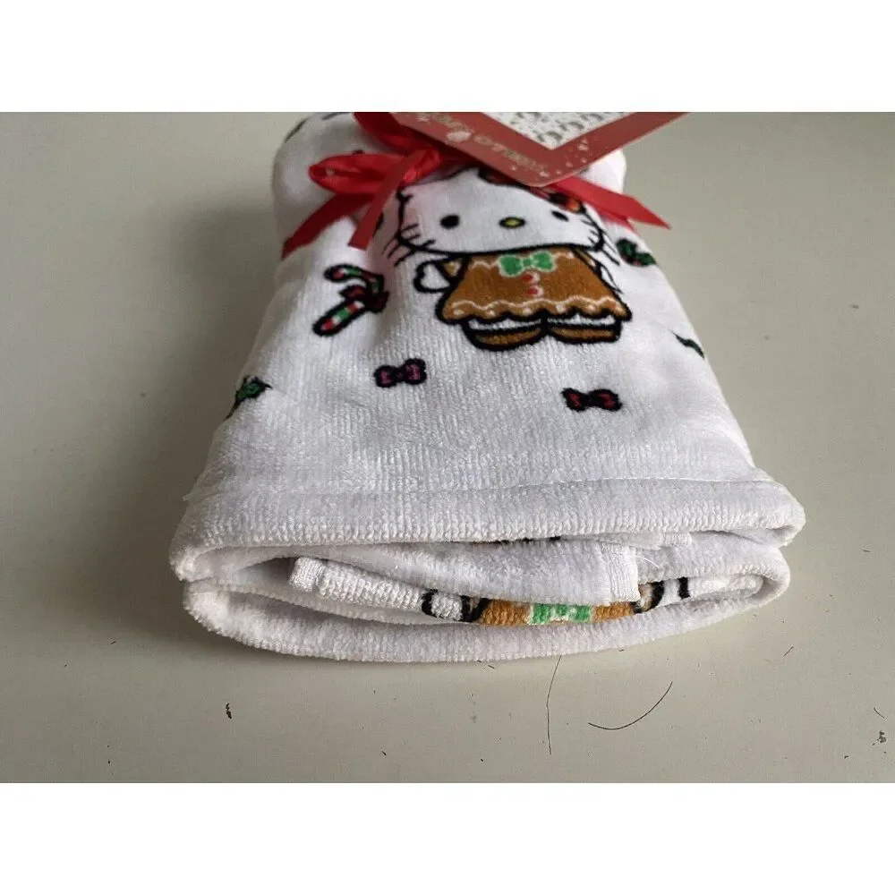 2 Pk Sanrio Hello Kitty Christmas Gingerbread‎ Dress Candy Cane Bath Hand Towels